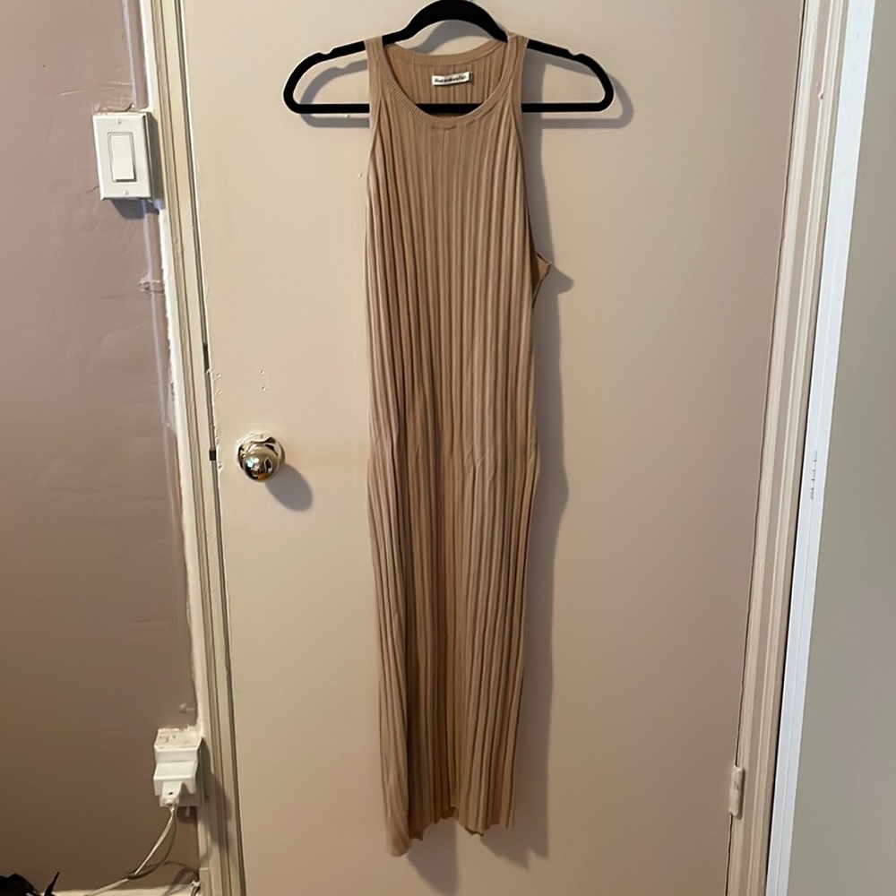 Beige Knit Body Con dress. XL.